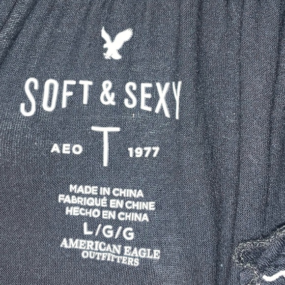 American Eagle Off the Shoulder Tee - Picture 2 of 2